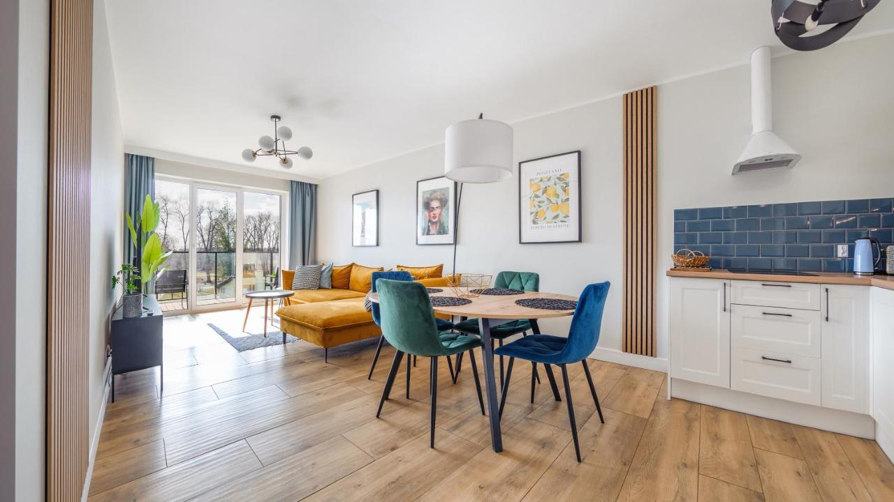 Apartamenty Sun & Snow Sagaris Z Basenem Дзивнув Экстерьер фото