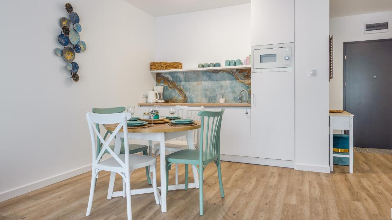 Apartamenty Sun & Snow Sagaris Z Basenem Дзивнув Экстерьер фото