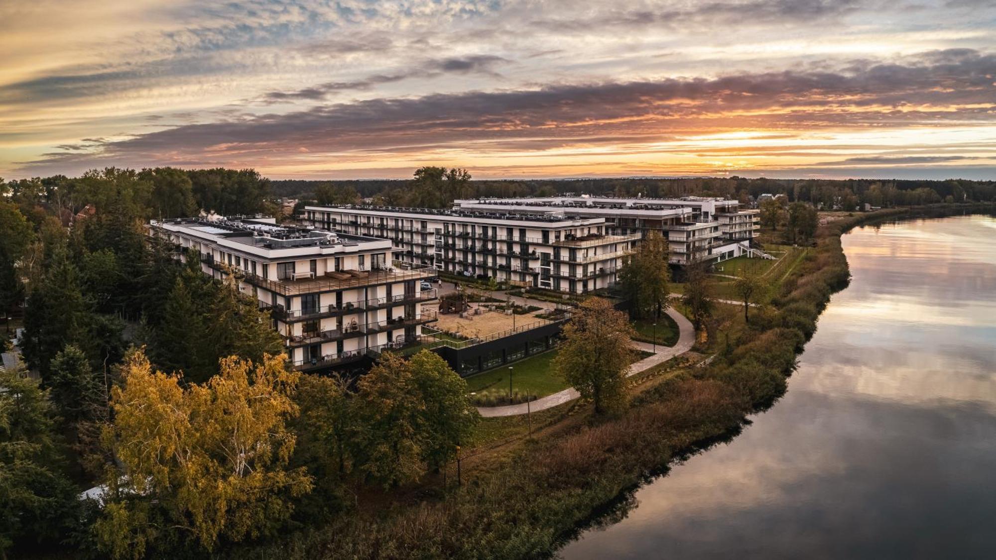 Apartamenty Sun & Snow Sagaris Z Basenem Дзивнув Экстерьер фото